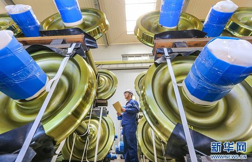 安徽馬鞍山輪對出口俏，電熔鎂產(chǎn)品生產(chǎn)忙