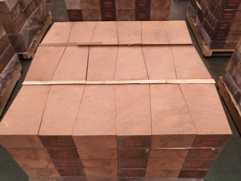 公司創(chuàng)新突破 電熔鎂生產(chǎn)技術升級，助力綠色制造新征程